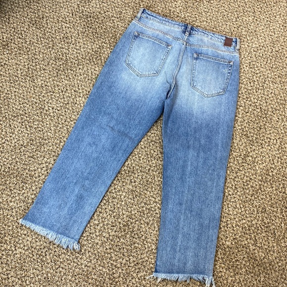 HIDDEN Distressed Raw Hem Jeans - Picture 5 of 10